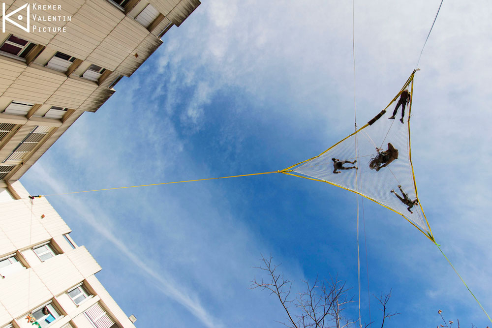 Atelier Habiter Entre Credit Kremer Valentin Picture web - Houle Douce Association de spectacles aériens